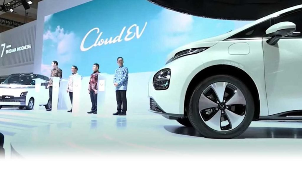 Wuling Pamerkan Cloud EV di IMMS 2024